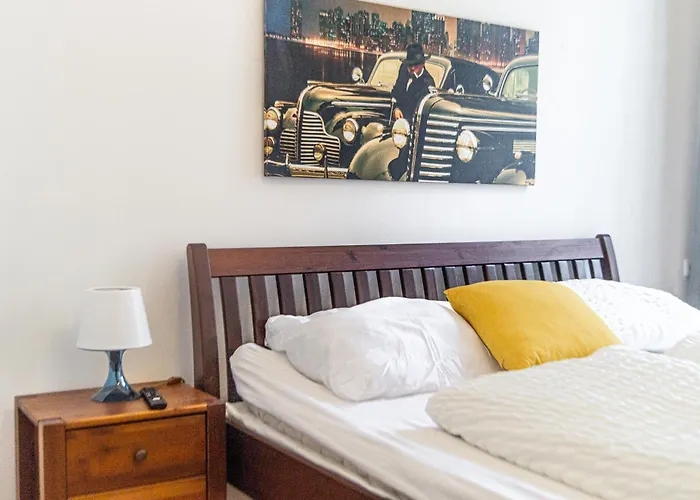 Apartment Modern 4br Near Wiener Stadthalle *