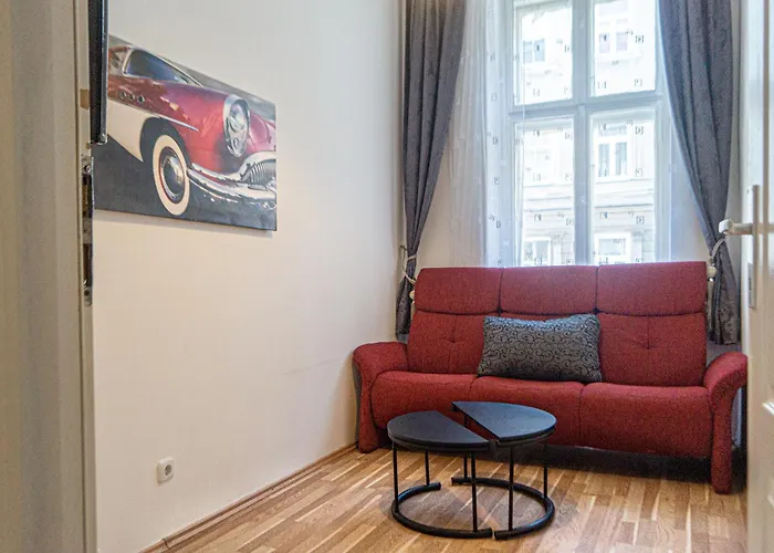 Modern 4br Near Wiener Stadthalle Apartment *