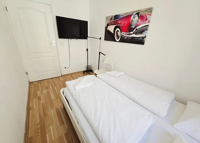 Modern 4br Near Wiener Stadthalle * Vienna